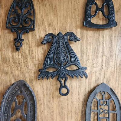Antique Cast Iron - Iron Rests