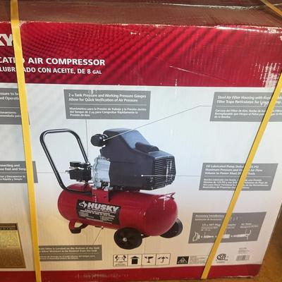 NEW Husky 8 Gallon Air Compressor