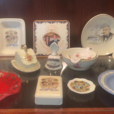 Commemorative China Of The Royal Family