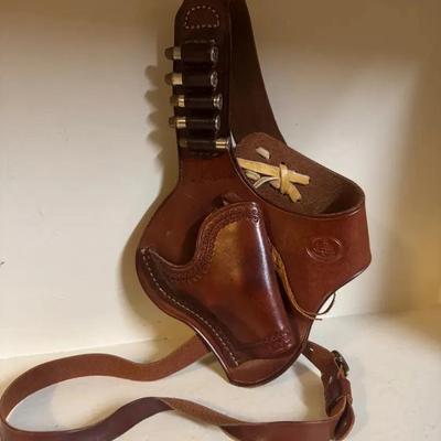 Hand Tooled Adjustable Leather Shoulder Holster For a .38