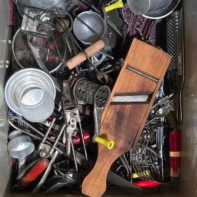 Drawer FULL of Miscellaneous Vintage Kitchen Utensils