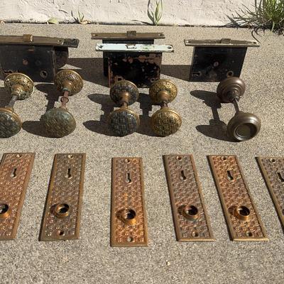 Antique Brass Door Knobs And Parts