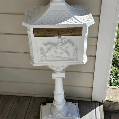 Metal Mailbox With Key