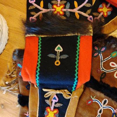 #1 Antique Mukluks And Gauntlet Mittens 1 Set