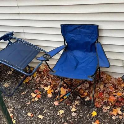 Set of Outdoor Folding Chairs and Recliner
