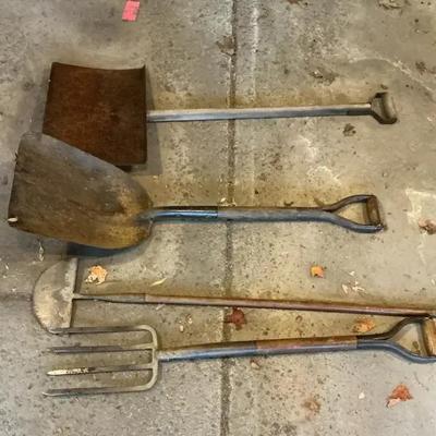 Assorted Garden and Yard Tools Lot