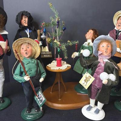 Byers’ Choice Dolls-Amish Collection
