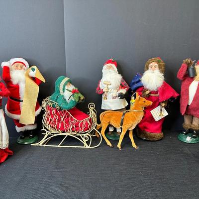Byer’s Choice Santa’s And Santa In Sled Le Pere Noel & The Belsnickel