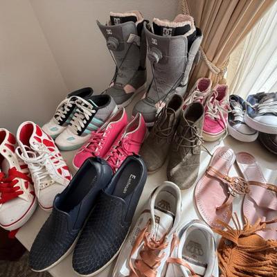 Sale Photo Thumbnail #108
