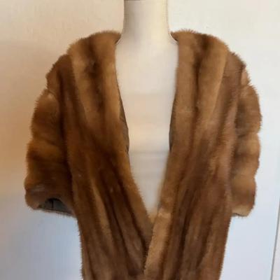 Cikra Cleveland Light Brown Fur Stole