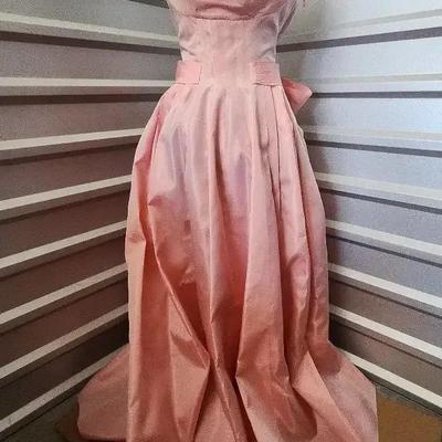 WOW! Fred Perlberg Pink Dance Dress with Large Pink Bow on Back, No Size