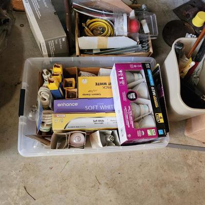 Sale Photo Thumbnail #20: Light bulbs