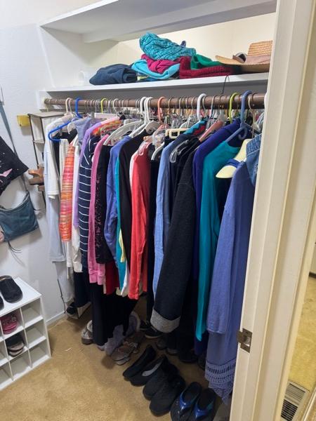 Sale Photo Thumbnail #126