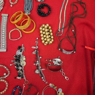 Sale Photo Thumbnail #48