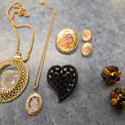 Sale Photo Thumbnail #56