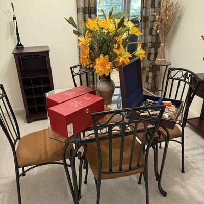 Sale Photo Thumbnail #2