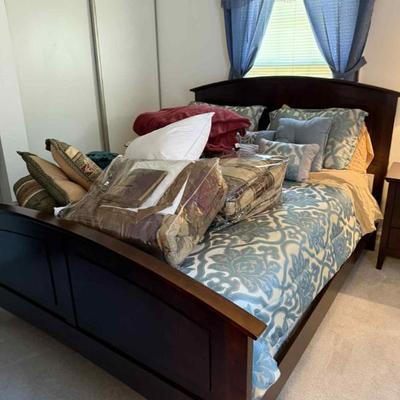 Sale Photo Thumbnail #18