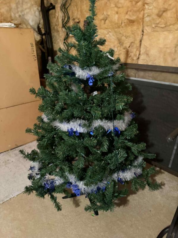 Sale Photo Thumbnail #40