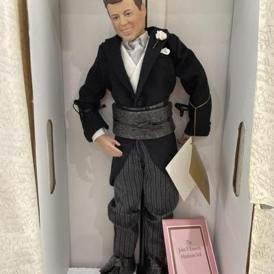 Sale Photo Thumbnail #383