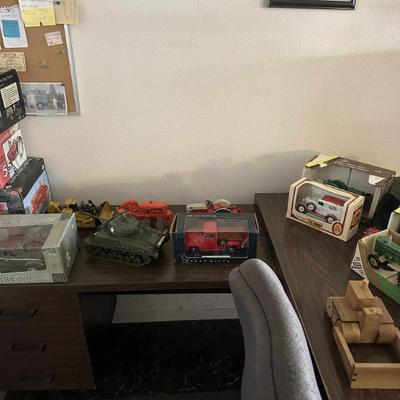 Sale Photo Thumbnail #12