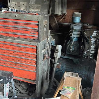 Sale Photo Thumbnail #33