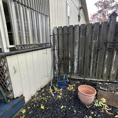 Sale Photo Thumbnail #44