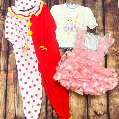 “Bullfrog” Sweater & Vintage Childrens Costumes!