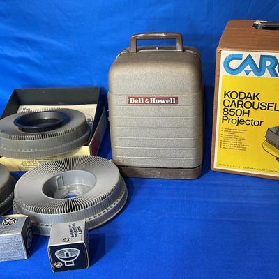 Kodak Carousel Projector (1) Bell & Howell Projector (1) + Accessories (7)
