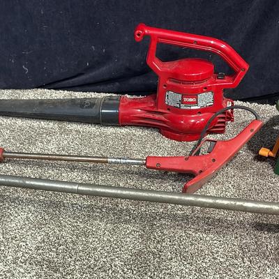 Craftsman Edger (1) Toro Blower (1) & Weedwhacker (1) + Scotts Spreader (1)