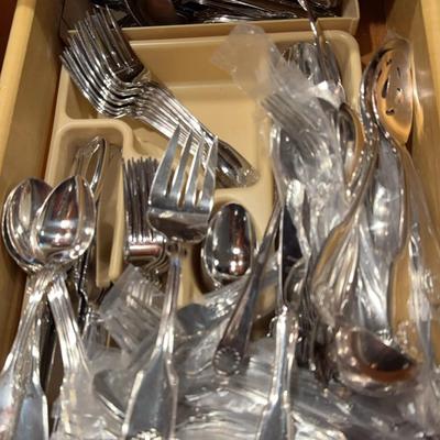 Reed & Barton Winterthur Pattern Silverware Set