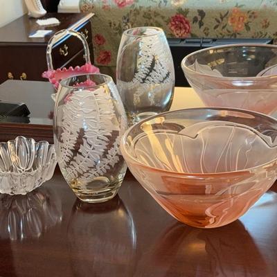 5 decorative Glass Pieces, 2 Signed