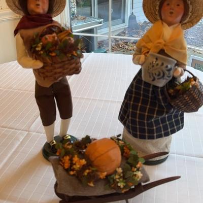 3 Byer’s Choice Items