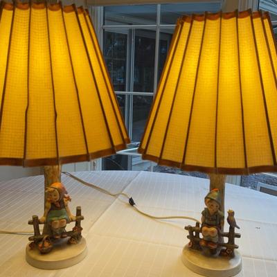 2 Vintage Goebel Lamps