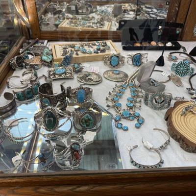 Sale Photo Thumbnail #186