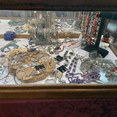 Sale Photo Thumbnail #120