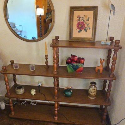 A Vintage Mid-Century Modern Spindle Bookshelf. 