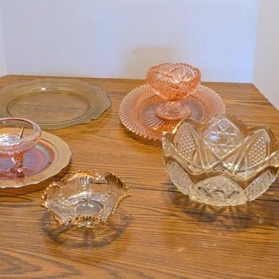Collection of Depression Glass.