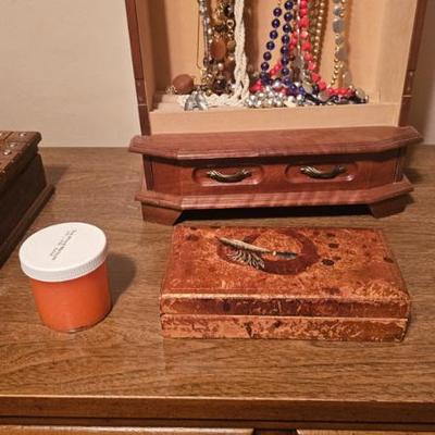 Sale Photo Thumbnail #148