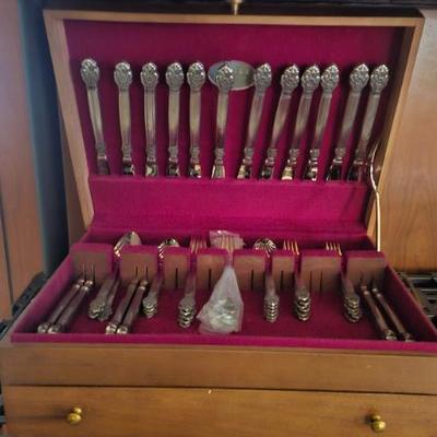 Sale Photo Thumbnail #170