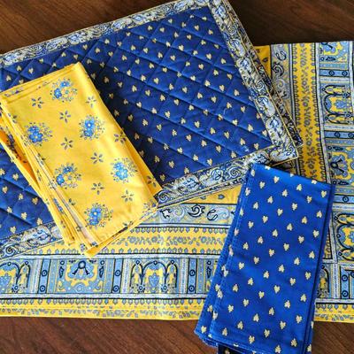 Lot #127 - Cotton French Provence Avignon Tablecloth Placemats & Napkins