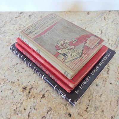 Lot #61 - Antique Children's Books: 1915 The Adventures of Grandfather Frog, 1935 When We Were Very Young, & More