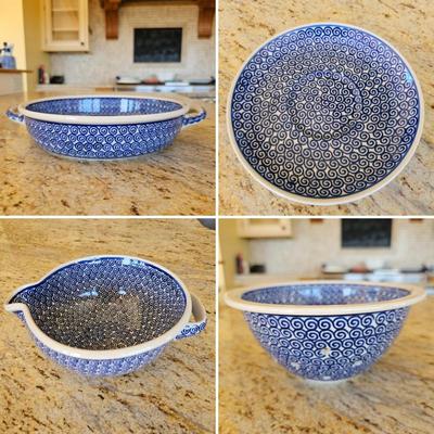 Lot #153 - Ceramika Artystyczna Polish Pottery Collection: plate, batter bowl, colander, baking dish.