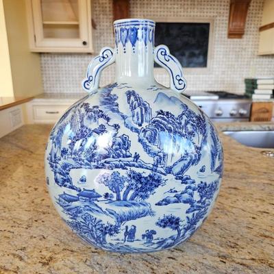 Lot #195 - Chinese blue and white porcelain "moon flask" vase.