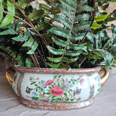 Lot #98 - Vintage Chinese Porcelain Gilt Handled Bowl With Faux Ferns
