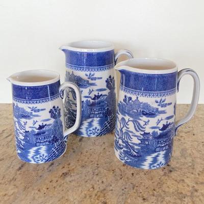 Lot #34 - Spode Mandarin Blue & White China Pitchers Set Chinoiserie