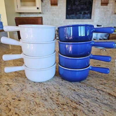 Lot #176 - Set of 8 Le Creuset French Onion Soup Bowls With Handles