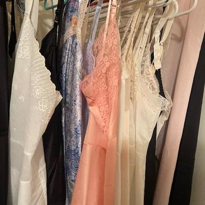 Sale Photo Thumbnail #199