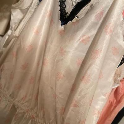 Sale Photo Thumbnail #243