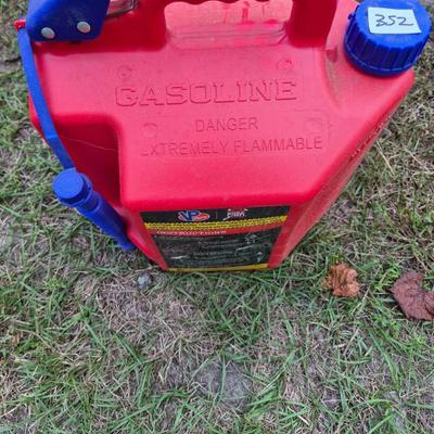 Sale Photo Thumbnail #574