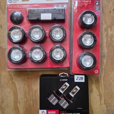 Sale Photo Thumbnail #384